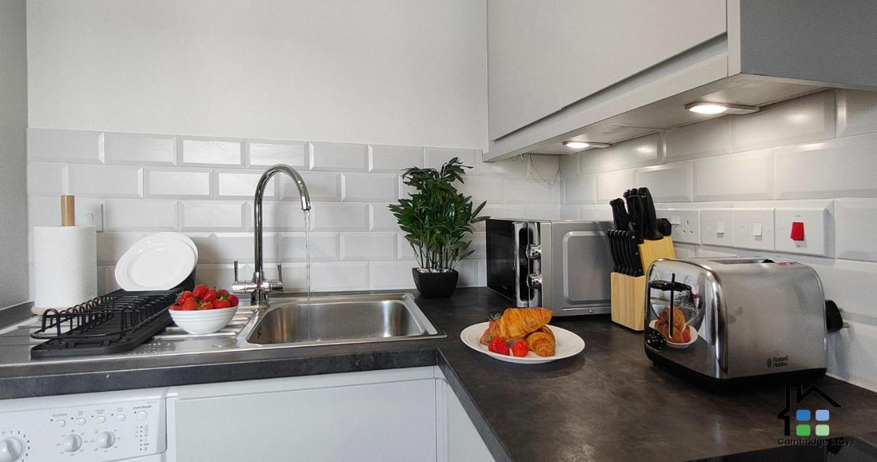 Cambridge Stays Central Apart Hotel 1Br Flats-Easy Walk To City Centre-Parking Екстер'єр фото